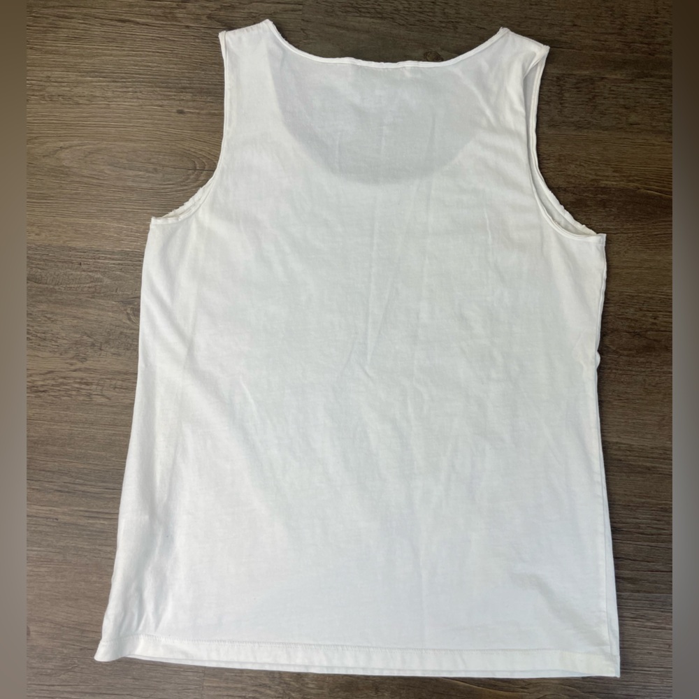 Jones New York Women’s White Floral Rosette Tank Top, size Medium - Picture 8 of 8